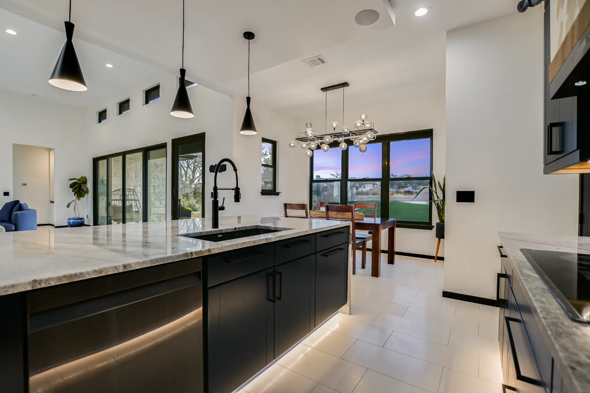 Big Sky — photo 10