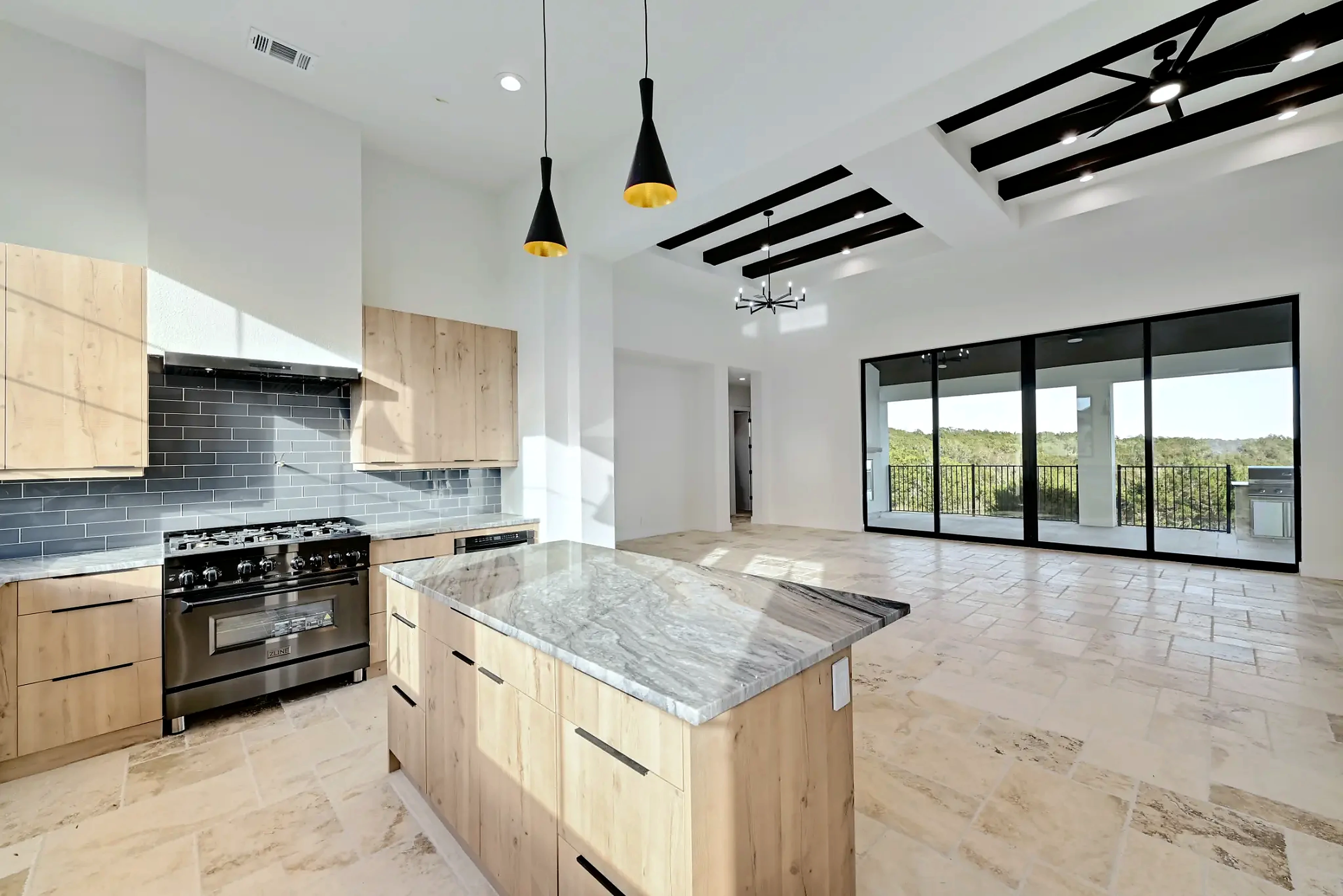 Eagles Nest — photo 13