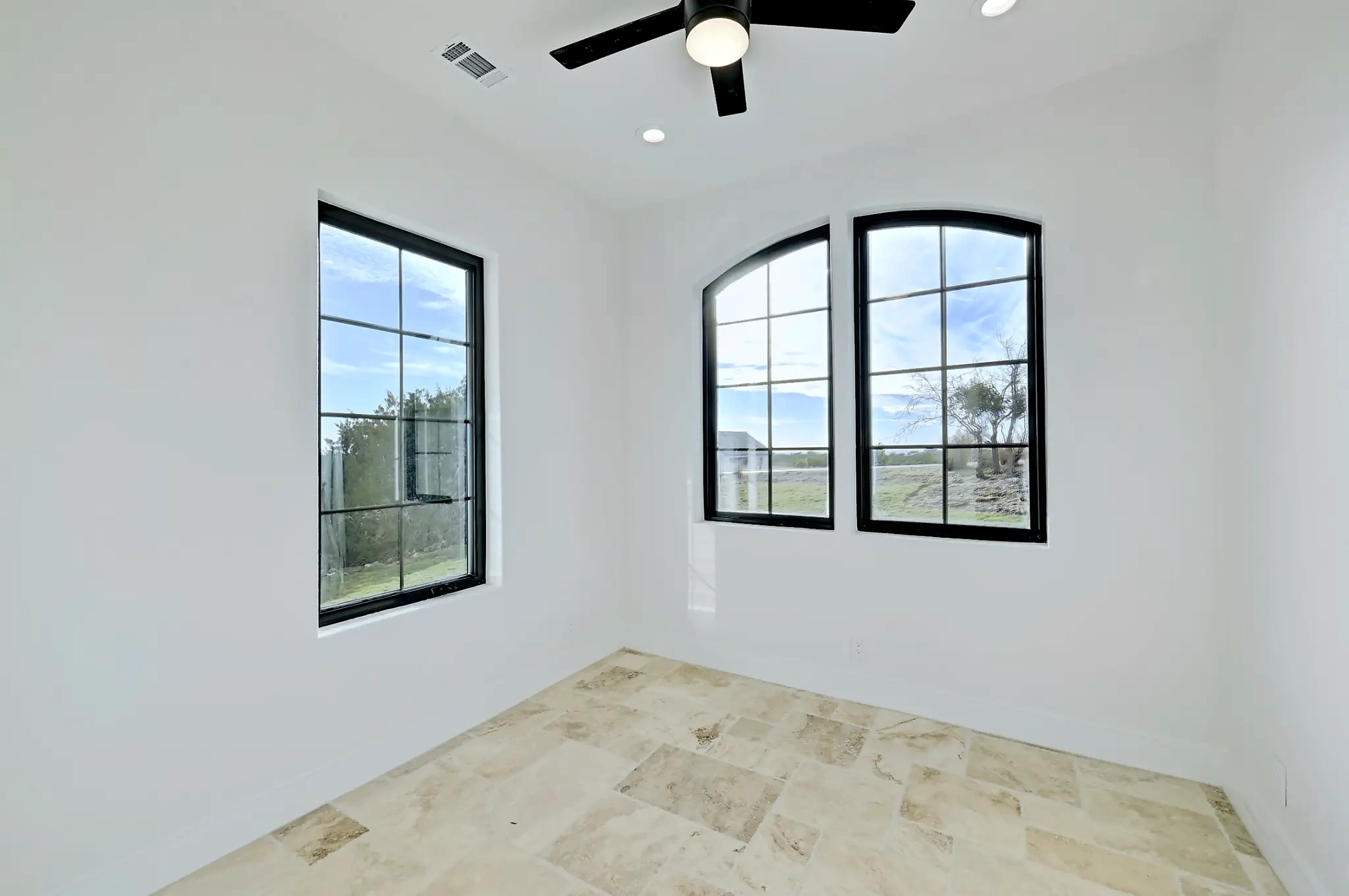 Eagles Nest — photo 15