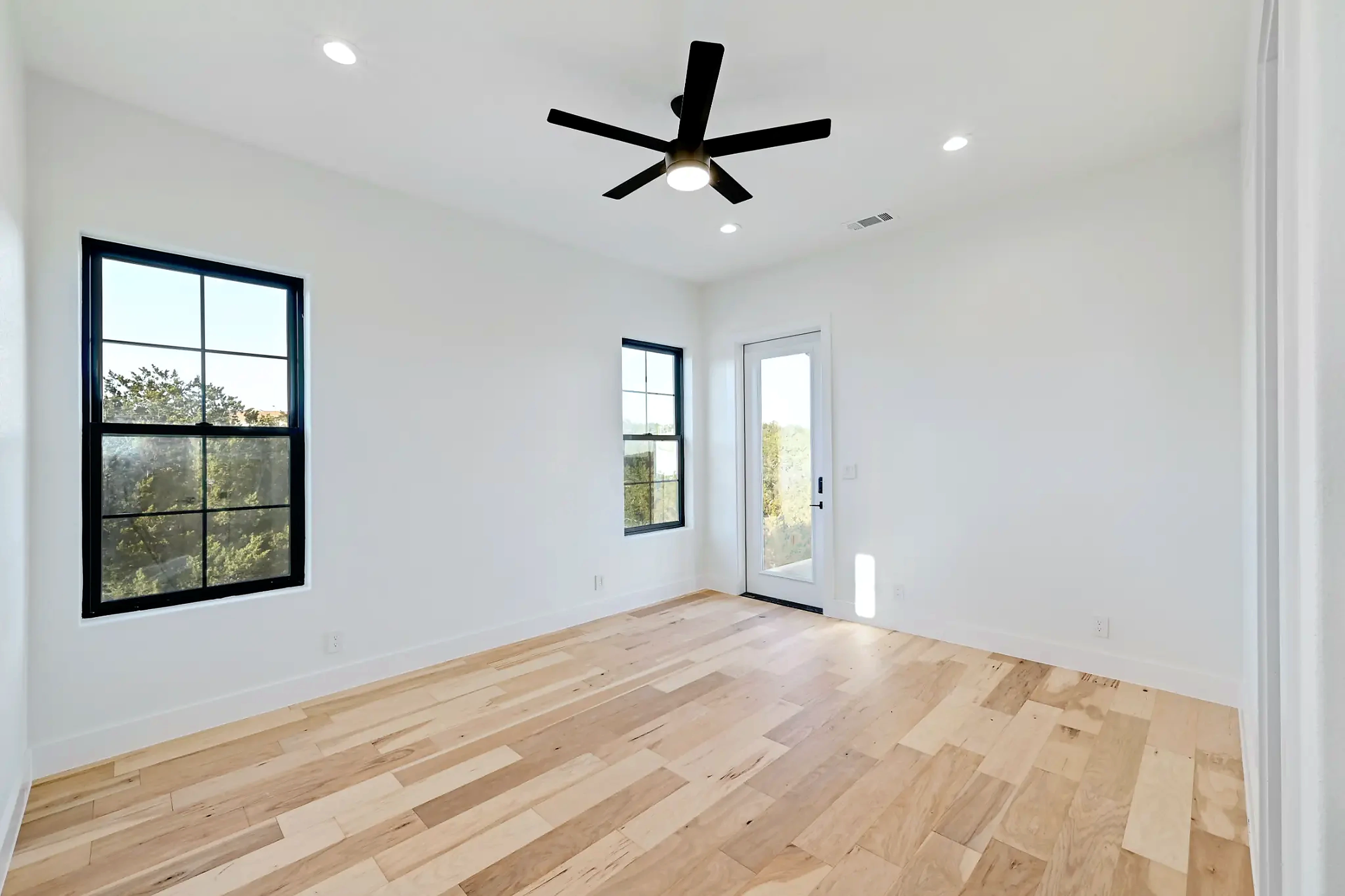 Eagles Nest — photo 20