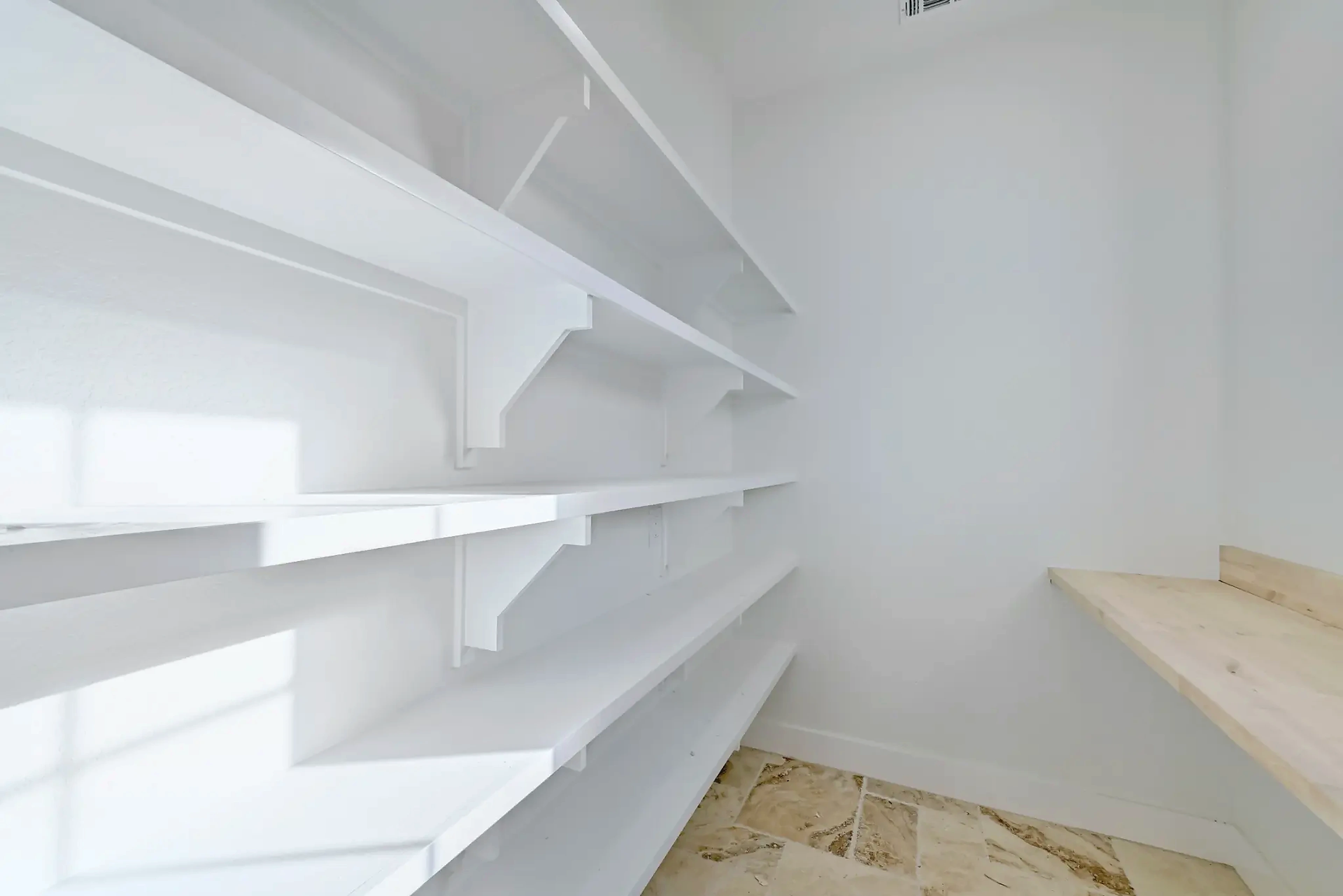 Eagles Nest — photo 29