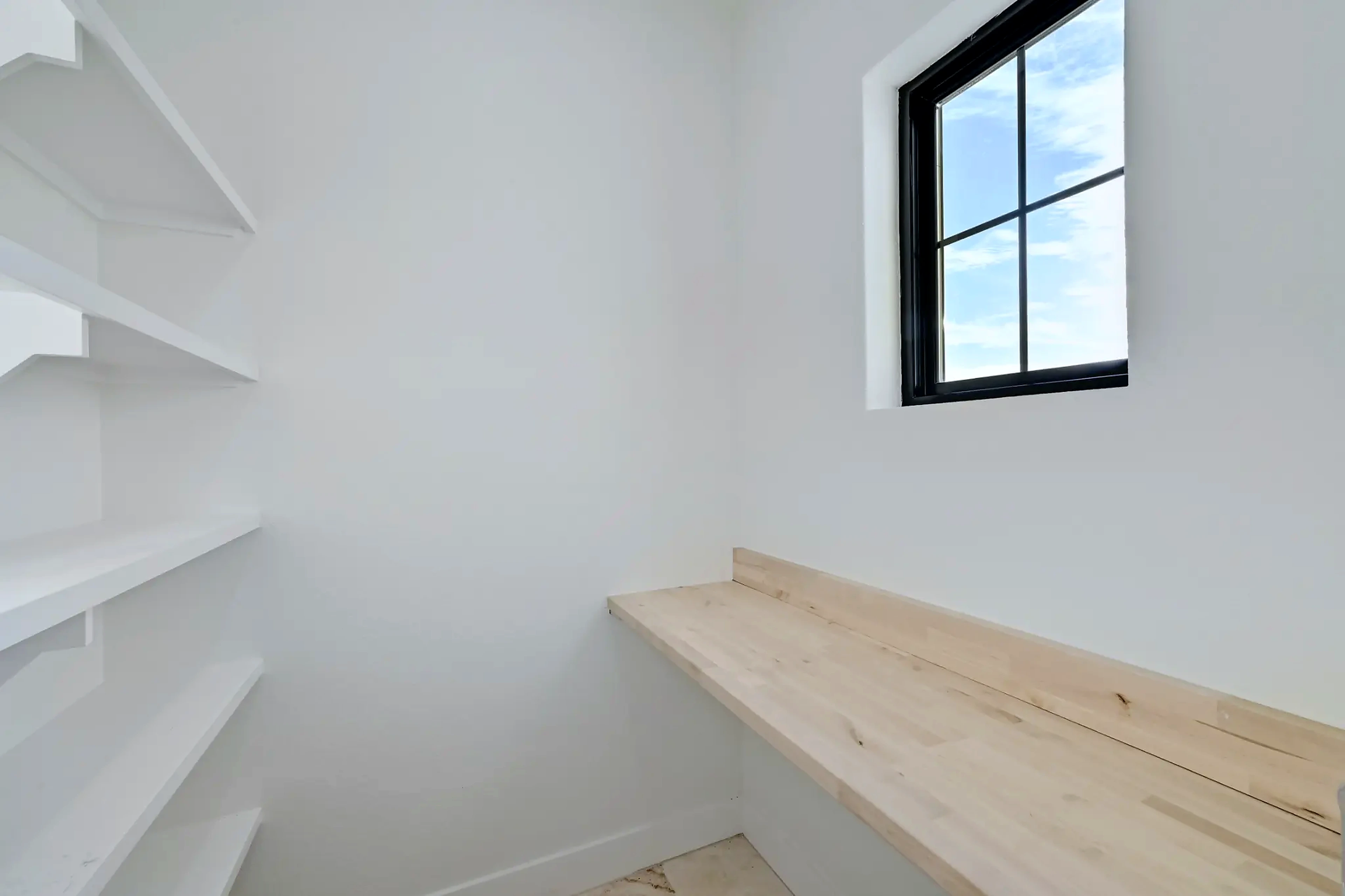 Eagles Nest — photo 30