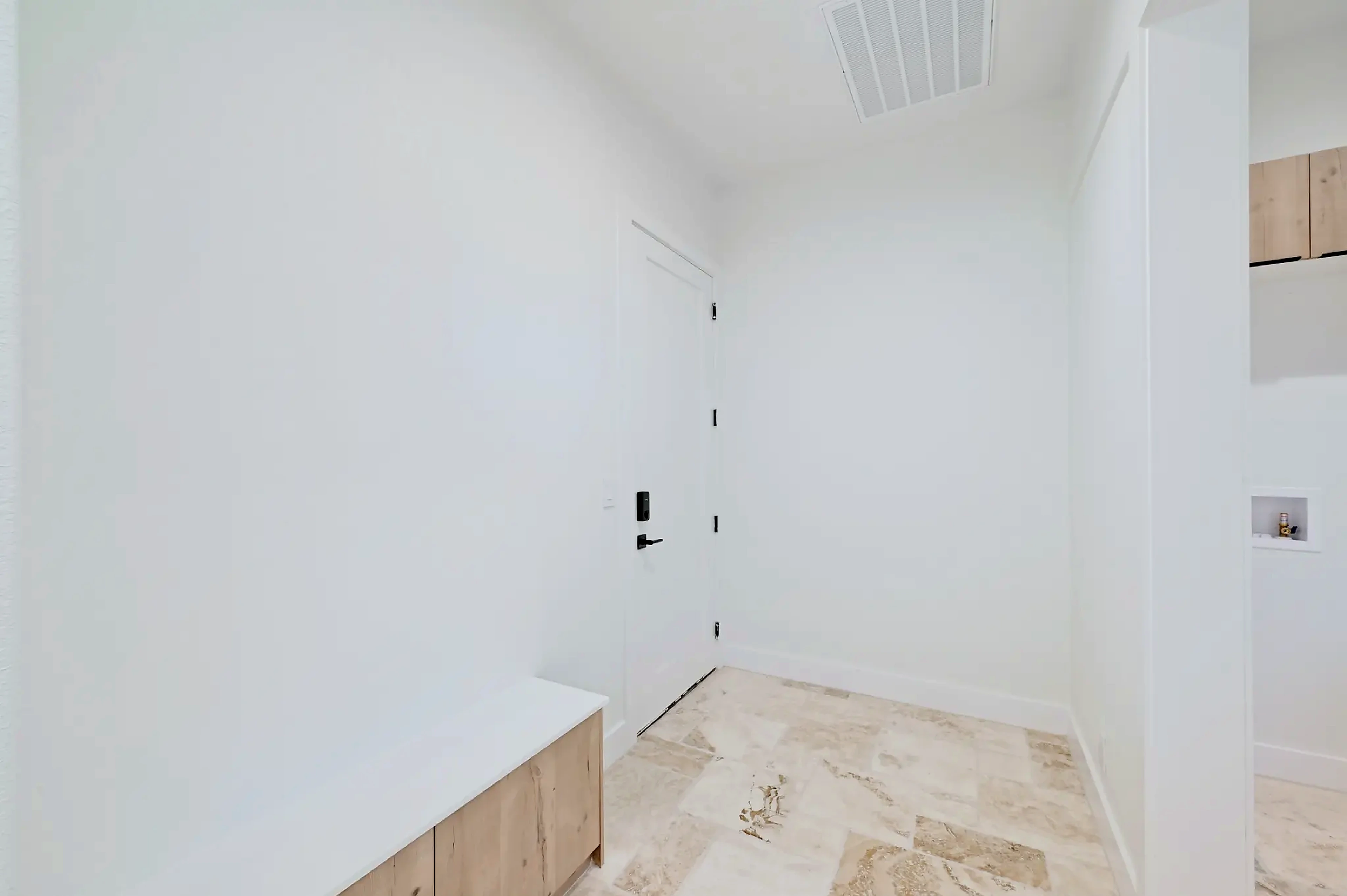 Eagles Nest — photo 33